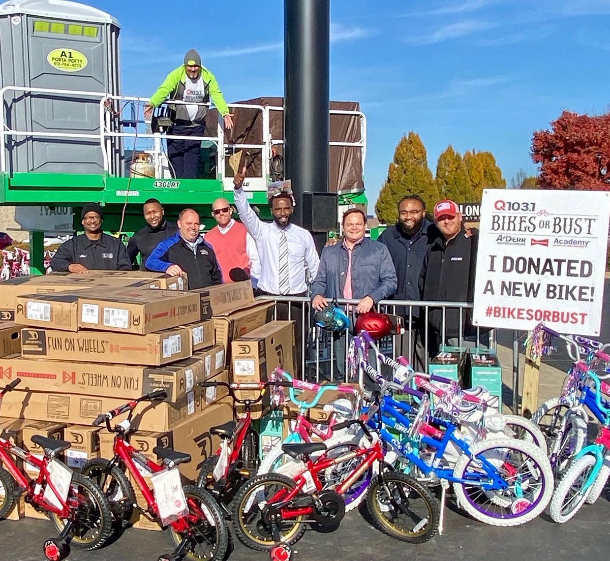 LaurenJonesNews's tweet photo. A great, community, event is underway at @CoyleChevy through Monday. Take a look at the details โฌ๏ธ but itโs all about helping make a childโs Christmas that much sweeter - with a new bike! #BikesorBust https://t.co/uIo6tFLury