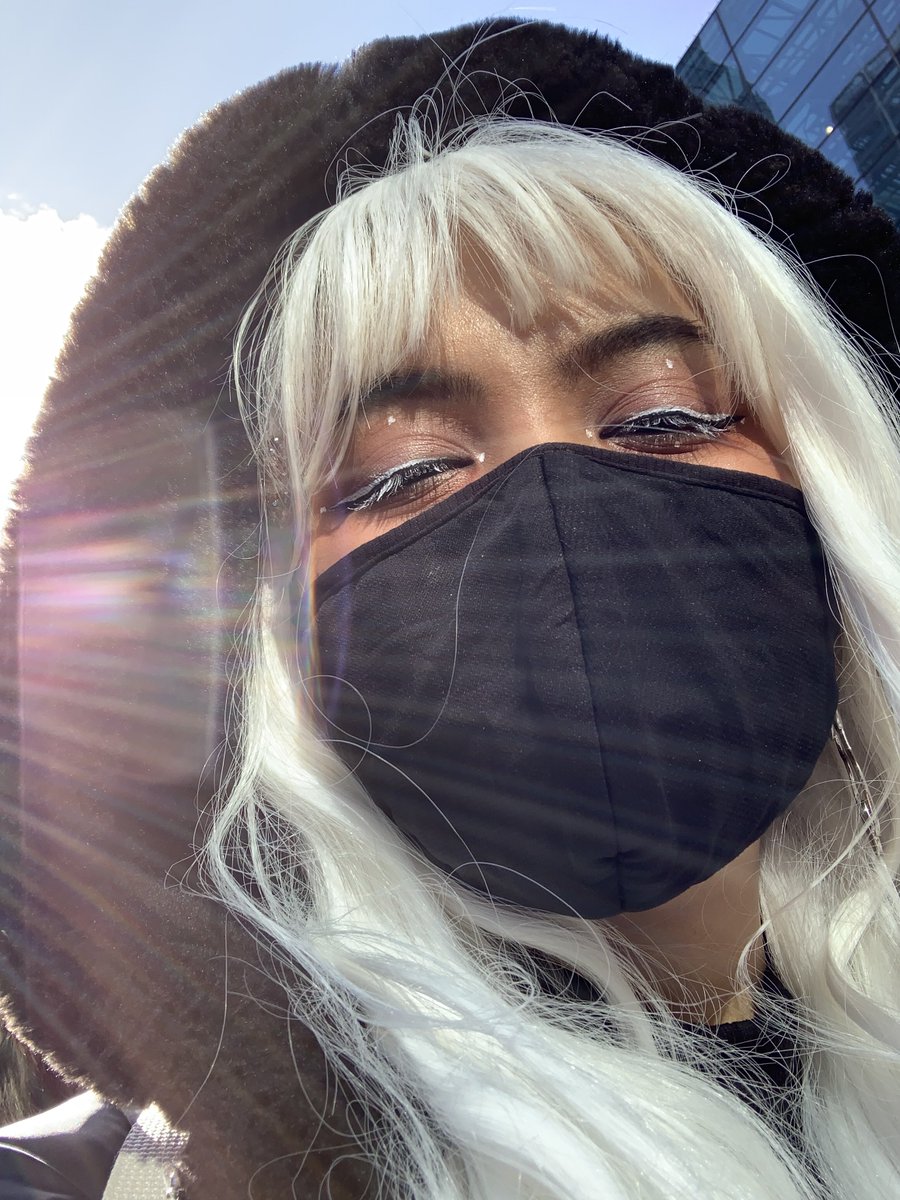 melkico's tweet photo. Oh my god this selfie wasnt planned https://t.co/Ahh7Y8JTIP