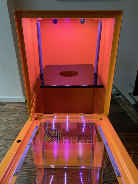 Chicago_Reader's tweet photo. β¨Final chance to win an upcycled Reader box from @WindyCityRacks in our #Reader50 #Giveaway! This small biz upcycles retired newspaper boxes π° into vinyl record player stands, bar carts, little libraries and more. Enter to win today! π https://t.co/SjxpUXev76 https://t.co/d8mVJMbbRw