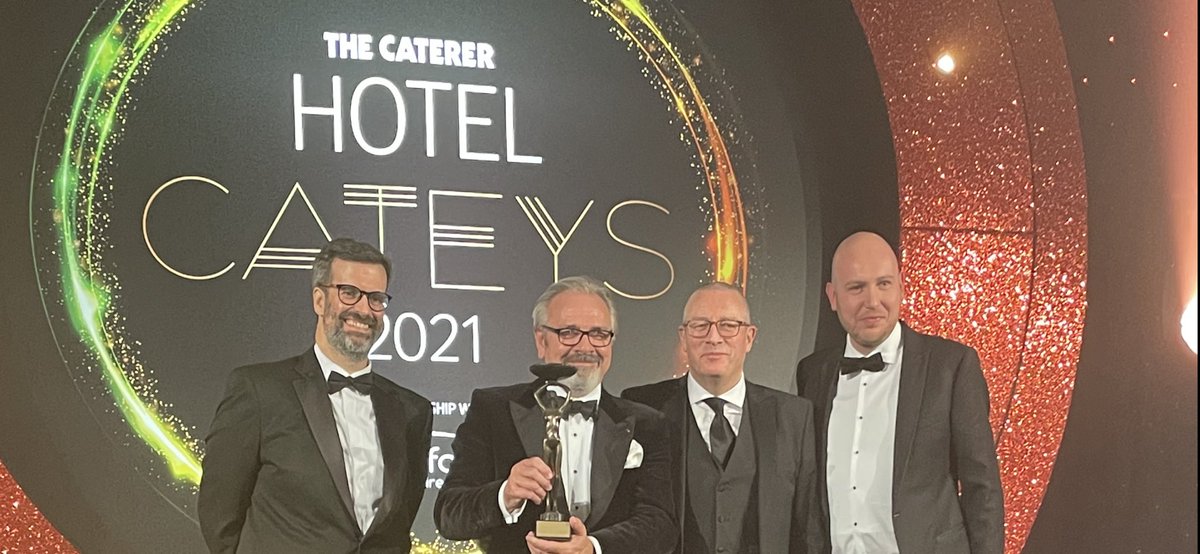 Congratulations & well done Peter @HancockSpeaks winning @Caterertweets #hotelcateys 2021 OutStanding Contribution Award 🏆So well deserved for your enormous contribution to the UKHospitality Industry formore than 20years 👏👏 @pobhotels @UKHofficial @HandCNews @chefpublishing