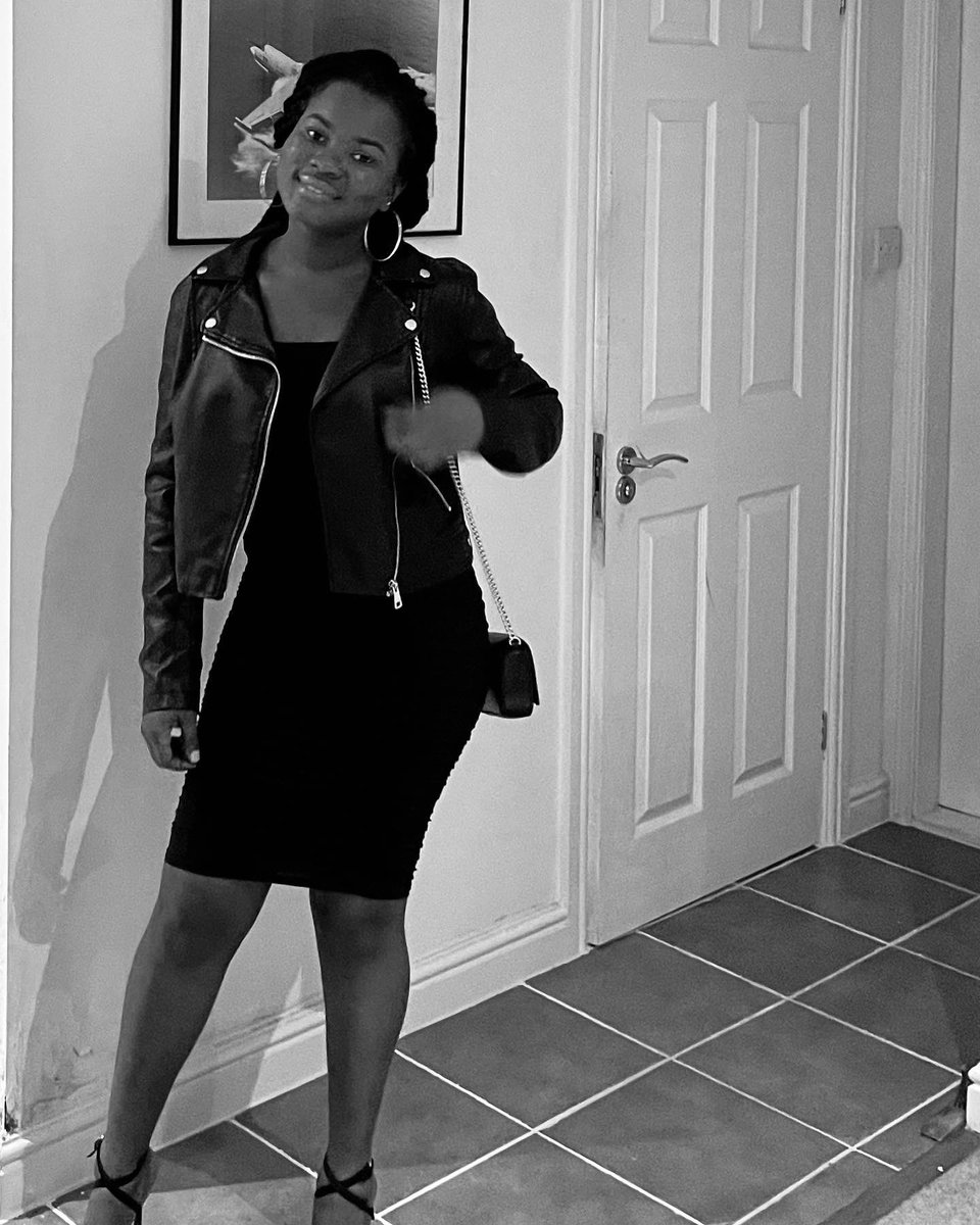 LoisAfuaOkyerewaaDamptey~ѕℓαу мcѕcιєηcє tweet media