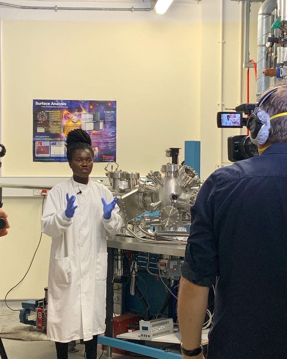 LoisAfuaOkyerewaaDamptey~ѕℓαу мcѕcιєηcє tweet media