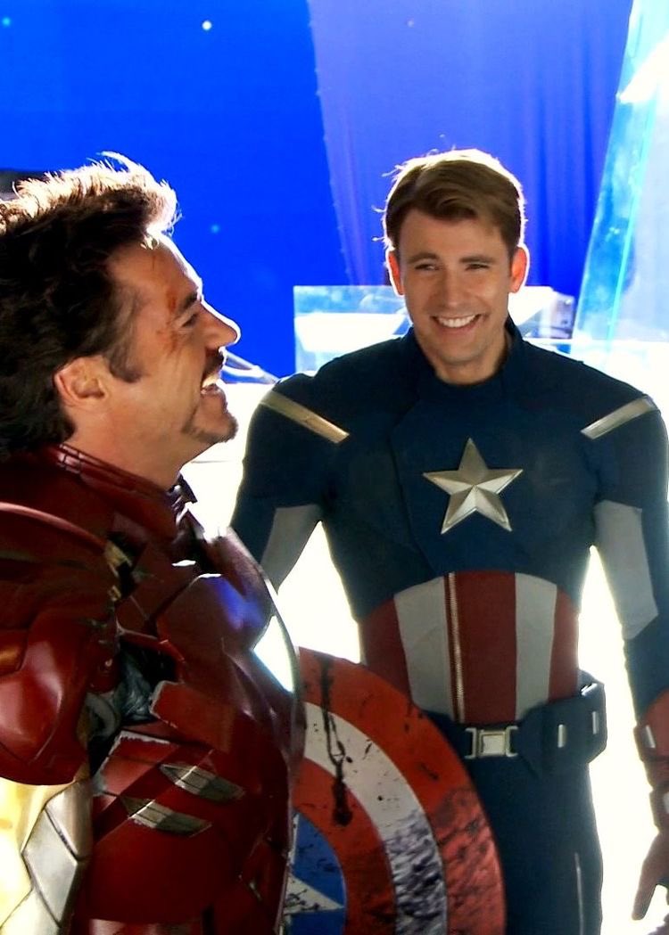 cptstrkwlker's tweet photo. STEVE ROGERS AND TONY STARK TRENDING TOGETHER?!
as they fucking should😌❤️‍🔥 https://t.co/VQDyYDJ3Bj