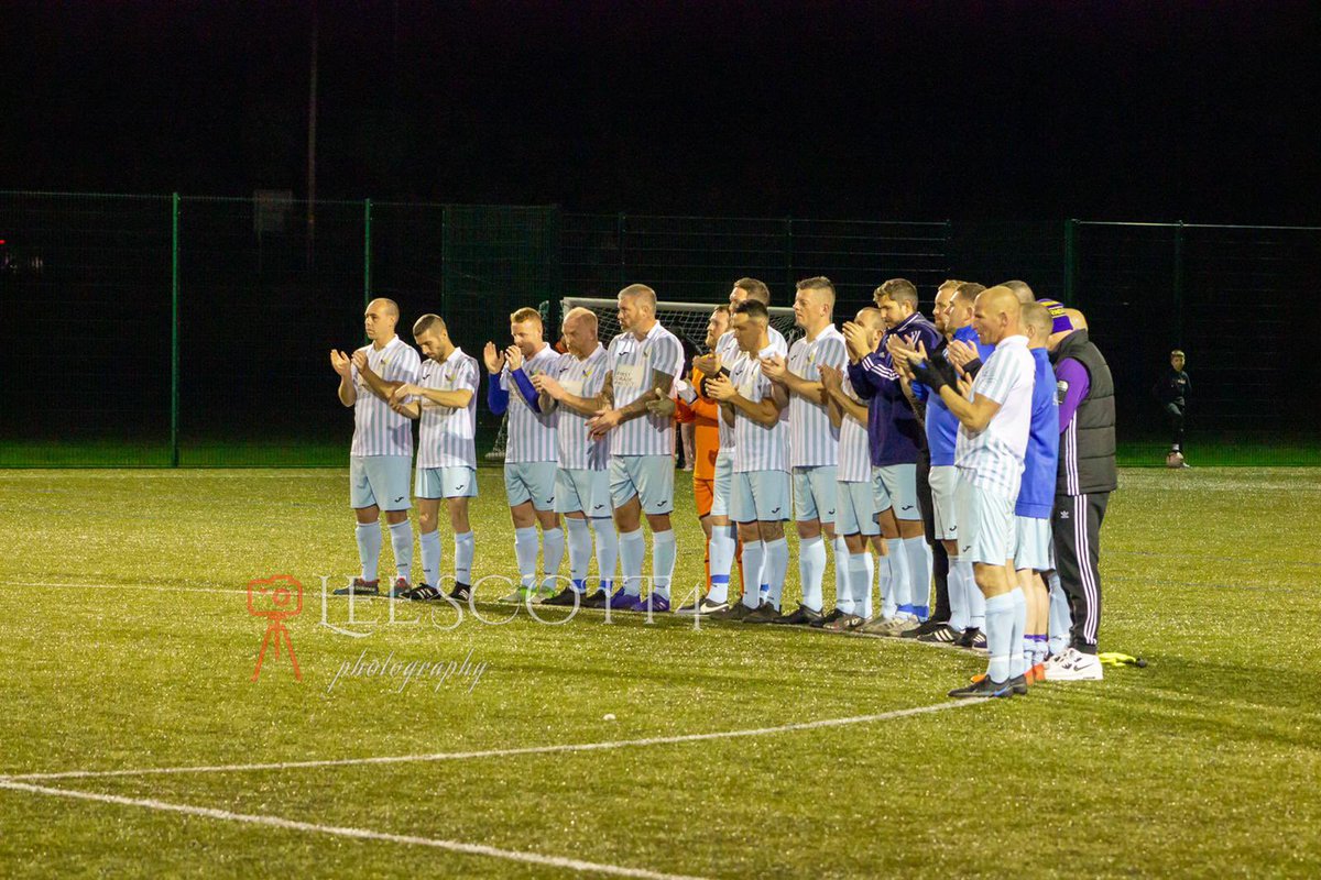ferndale_s's tweet photo. We also paid our respects to well known player Neil ‘Davo’ Davies before the game. Both teams observed a minutes silence &amp; minutes round of applause @FcPencoed https://t.co/HZ77Vg3Ikp