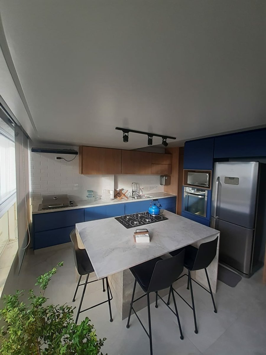 GepetoMoveis's tweet photo. Mais um lindo trabalho. 😍😍😍😍
#cozinha #cozinhaplanejada #moveisplanejados #gepetomoveis #decoracao #design #cozinhasobmedida
#gepetomoveisplanejados #bar #cristaleir #barzinho #lardocelar #meucantinho #baremcasa #decoracao https://t.co/xwdbFvy2uP