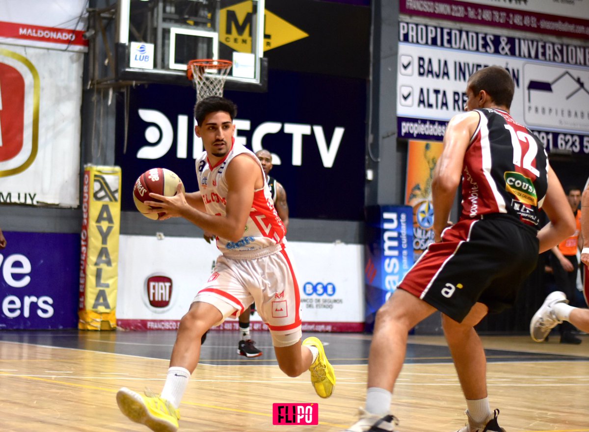 #DTA I 👉🏻 Resultado del primer tiempo entre <a href="/cawelcomeuy/">Club Atlético Welcome</a>  45 - 38 <a href="/CapurroCA/">ClubAtlético Capurro</a> 🏀👇🏻.

<a href="/5x5_basket/">5x5 Basket</a> <a href="/salimouy/">salimou yeslem</a> <a href="/basketuniversal/">Básquetbol Universal</a> <a href="/hundilacom/">Hundila</a>

𝑺𝒐𝒎𝒐𝒔 𝒊𝒎𝒂𝒈𝒆𝒏, 𝒔𝒐𝒎𝒐𝒔 𝒅𝒆𝒑𝒐𝒓𝒕𝒆. 📸
