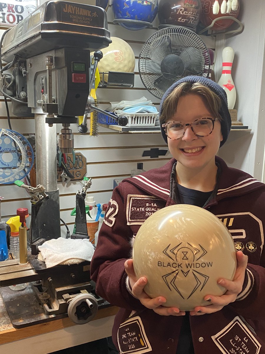 Red21Cross's tweet photo. Release Day Smiles! Mallory can’t wait to use the Ghost this weekend at the Youth Scratch Masters Tour stop in Wichita! @HammerBowling #ReleaseDay #NothingHitsLikeAHammer #Widow #SlashesNotDashes #SpareCount https://t.co/7HXseJ5pZr