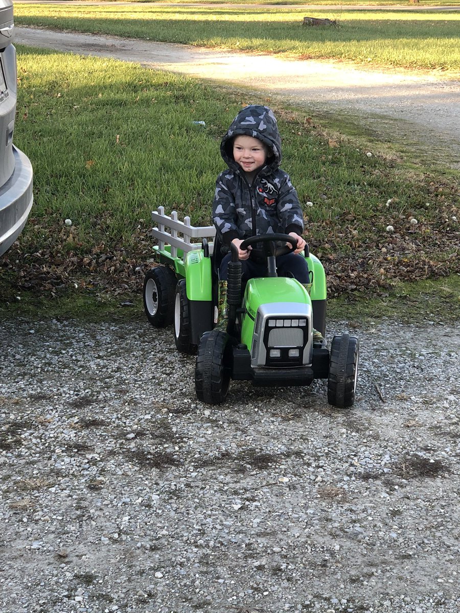 Bkitch1Bodie's tweet photo. This kid! Full of life love an energy, an ornery rotten to the core. He loves livestock an tractors already knows that green ones are good and red is ewwww #trainemright https://t.co/qTpET1fFJ2