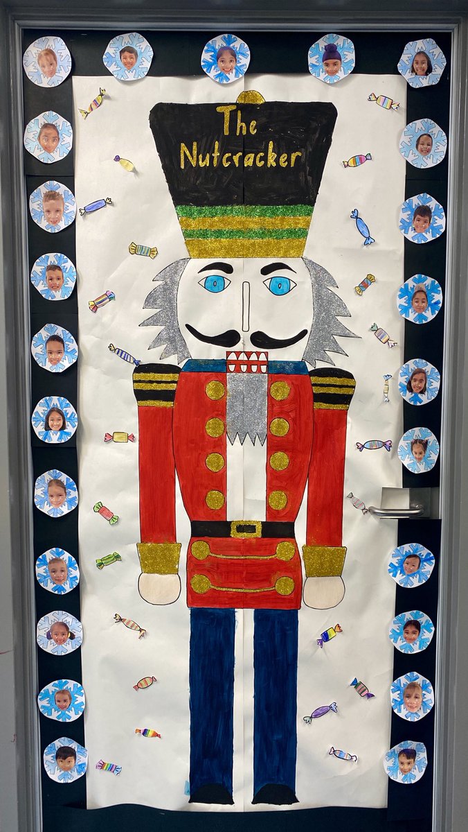 Merry Christmas!🎄 🎅🏼 In Music, we’ve been learning all about The Nutcracker Suite. To celebrate, we made a Christmas door. 🎶 #thenutcracker #christmas #Aspiriway