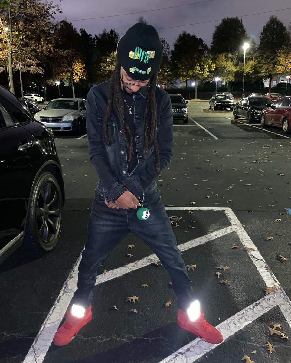 PaperIsForUs's tweet photo. Stay down and I 🏃🏾♂️🆙my 💰💰💰💰💰💰💰💰💰
#pifu
#paperisforus
#supportyourlocalhustler https://t.co/XMuEEmIL6b