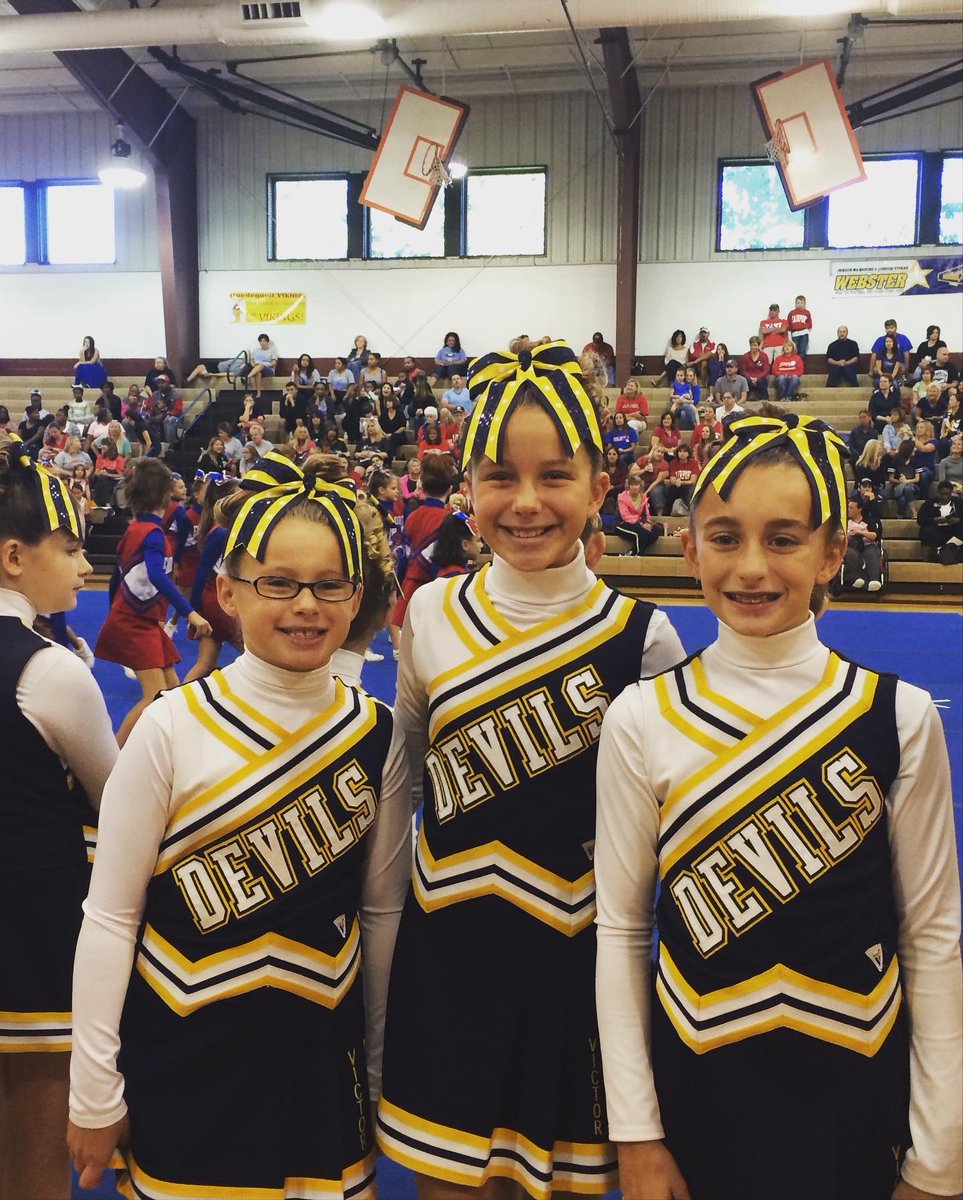 VCSCheer_VVC's tweet photo. We would all agree that the best part of Victor Cheer is watching our kids come all the way up through our program 💛 Here’s a little “now and then”  💙✌🏼 #nowandforever #VC4L   #MODSQUAD #VJVC #VVC https://t.co/yeCQeixtVn
