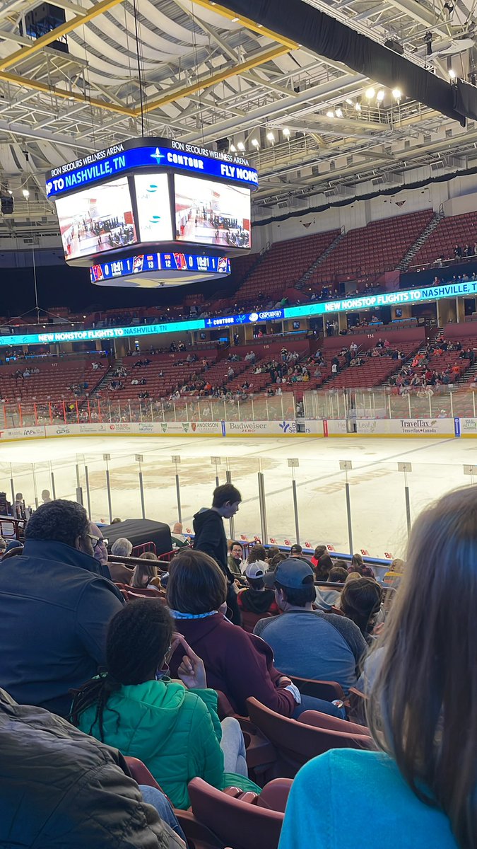 wattsj1992's tweet photo. @SwampRabbits it is my friends birthday, how do I get her a Zamboni ride during second intermission? https://t.co/t2GHm33XSm