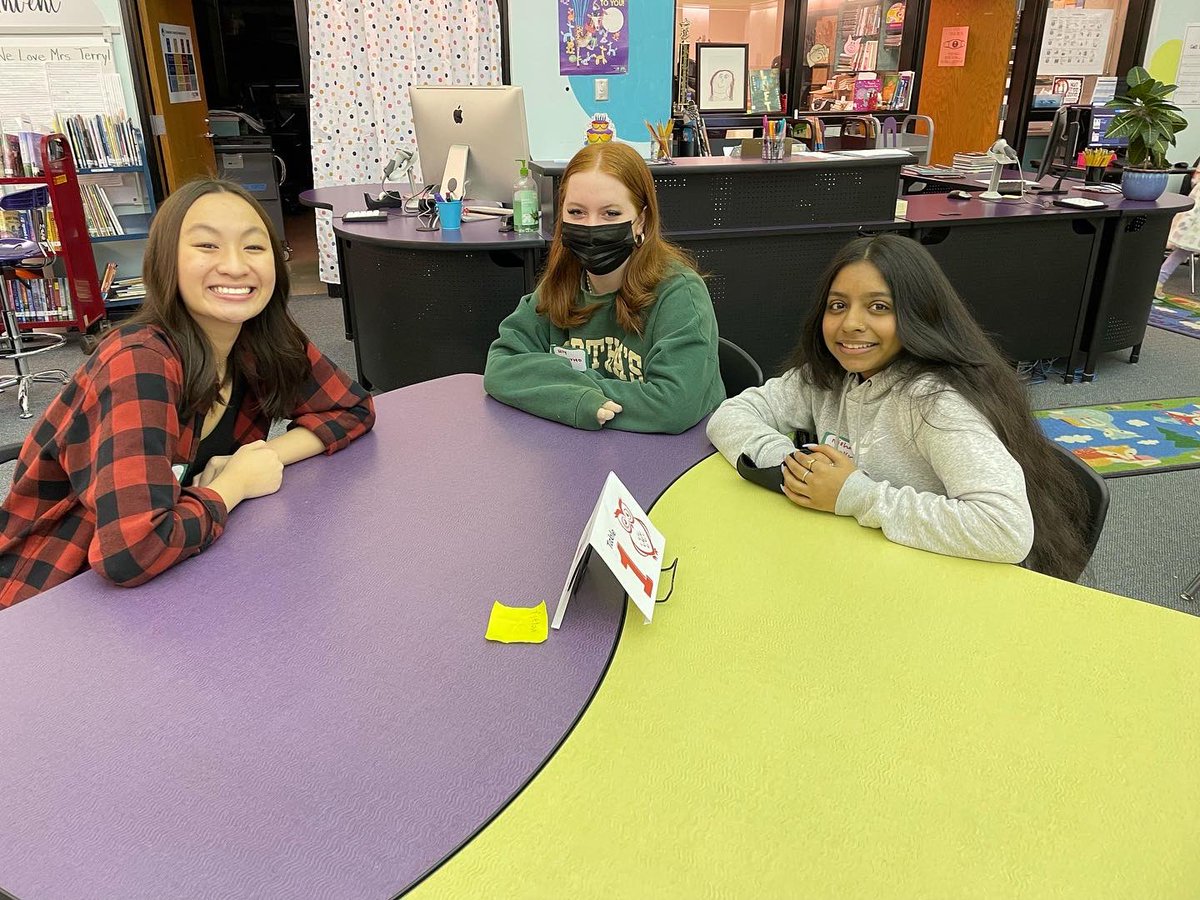 TamiSaren's tweet photo. TAP Interns are ready to begin their internships with the  CCES Colts! Thank you for the warm welcome @CrabappleXES! 

#MiltonTAP #futuregeorgiaeducators @MiltonHighSch @DustinDavisCTE @FCSCTAE @JonesBC_MHS @richspierto https://t.co/bGl6x8FSqL