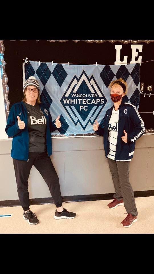 Today was Whitecaps Spirit Day <a href="/LadnerElem/">LadnerElemSchool</a> showing our team spirit ahead of <a href="/WhitecapsFC/">X - Vancouver Whitecaps FC</a> playoff game tomorrow! #vwfc #MLSCupPlayoffs <a href="/deltasd37/">DeltaSchoolDistrict</a>