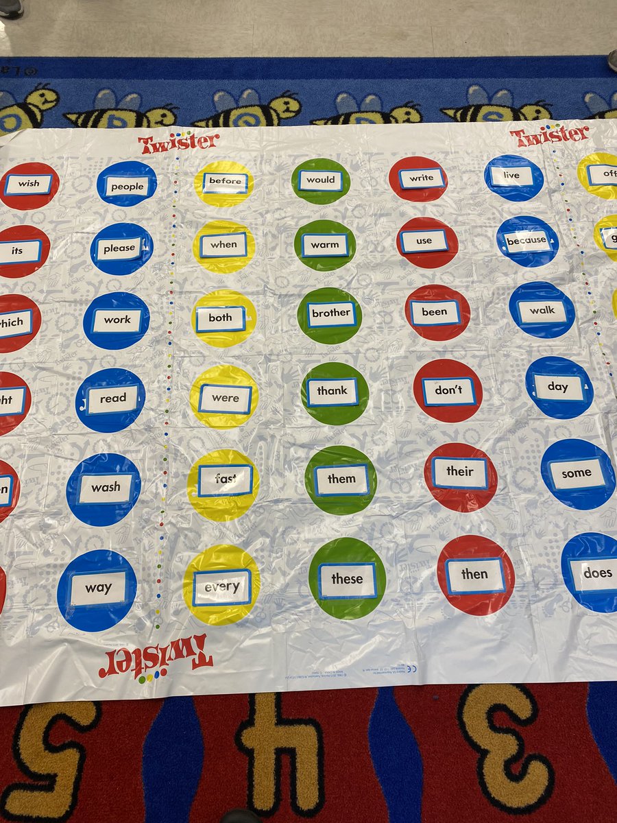 JohnnieSLee_EdS's tweet photo. We ended our day with #sightwordtwister we’ve been playing all week..my babies love it 😍 and I love what I do🤞🏽💪🏽 https://t.co/nz7UatPICn