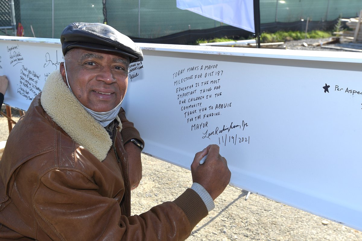 NorthChi60064's tweet photo. Mayor Leon Rockingham, Jr., City Council,  School Dist. 187 officials, and other local and state dignitaries were on hand today to sign a steel construction beam of the new Neal Math and Science Academy, in North Chicago. The project is made possible by @abbvie  of North Chicago. https://t.co/ZB1QgnWD2A