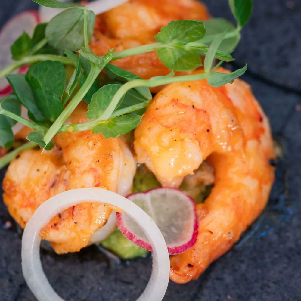 #Tacos de Camarón 🦐
Disfruta los mejores platillos al horno de leña y mixología de la casa en #Aledaño 🔥 ⠀

#HaciendaGuadalupe #Terrace #Fire #Mixology #Food #Valle #Late #Night #Dinner #ValleDeGuadalupe