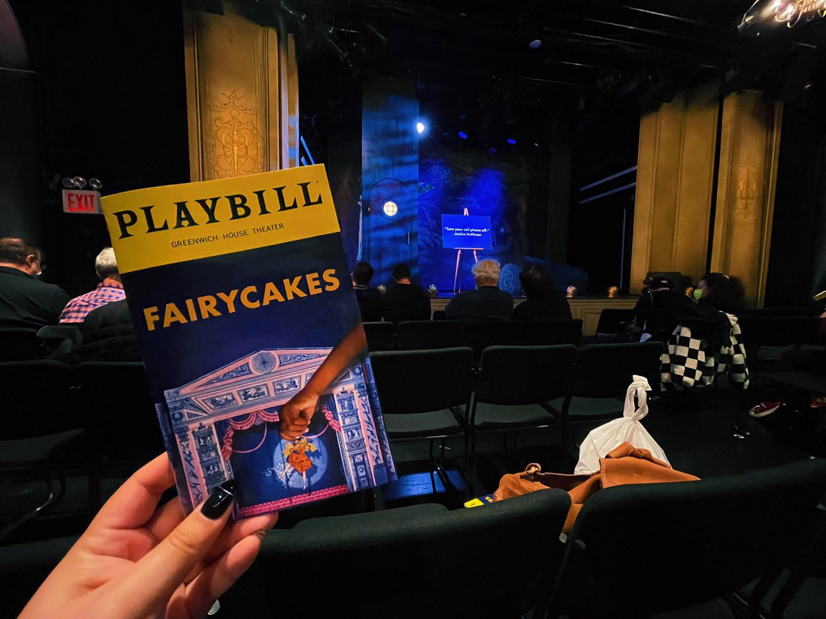 Sugar, butter, glitter… @fairycakesplay