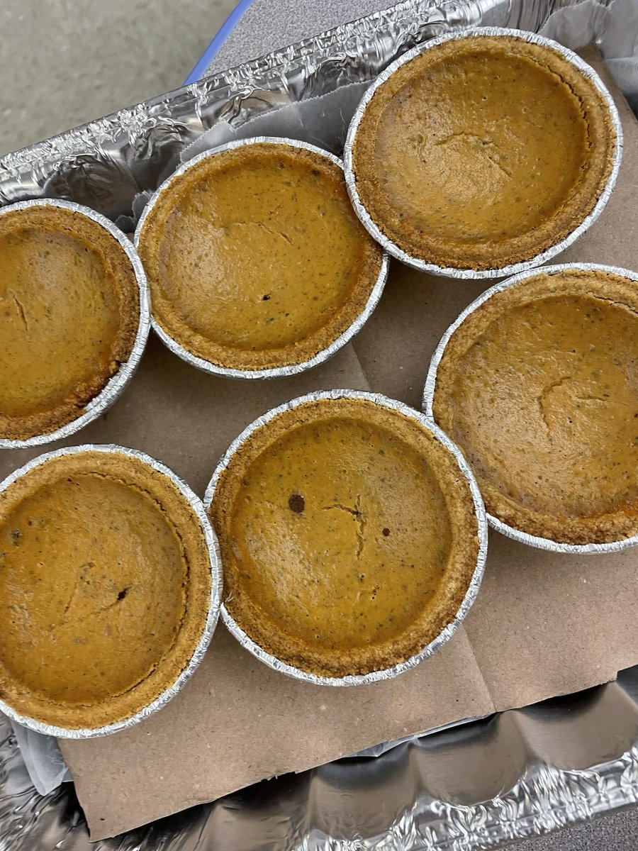 TamiSaren's tweet photo. TAPsGiving…a student initiated and student led classroom enhancement and a TAP Family tradition!
#MiltonTAP #futuregeorgiaeducators @MiltonHighSch @DustinDavisCTE @FCSCTAE @JonesBC_MHS @richspierto https://t.co/KAo2eLNFZz