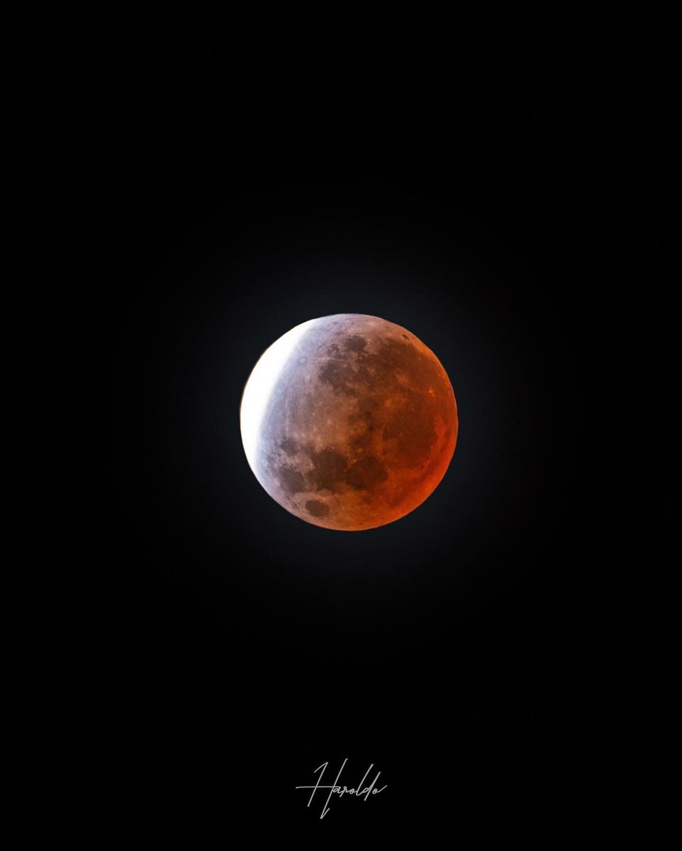 HarolsBlog's tweet photo. Eclipse de hoy en la madrugada ❤️ #lunarclipse #eclipselunar2021 #moon #costarica #LunarEclipse2021 https://t.co/tWQc56Lz03