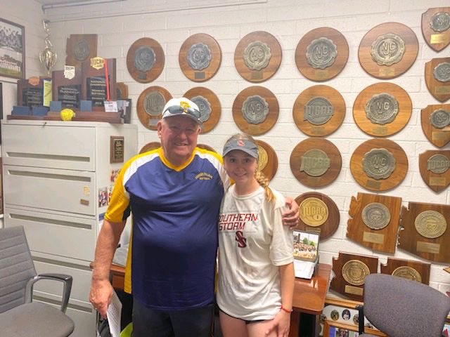 SStorm_softball's tweet photo. More great news for Southern Storm Softball. 
Congratulations to Paige Moore on her full offer to the Phoenix Bears 2021 JUCO National Champs @paigemoore33 https://t.co/kbe0dhHUS7