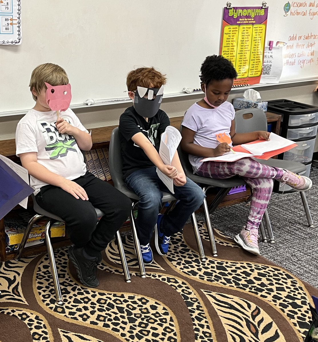 mrssmith2nd's tweet photo. Our second graders presenting dramas. #bbengaged https://t.co/hmMNHnLeqI
