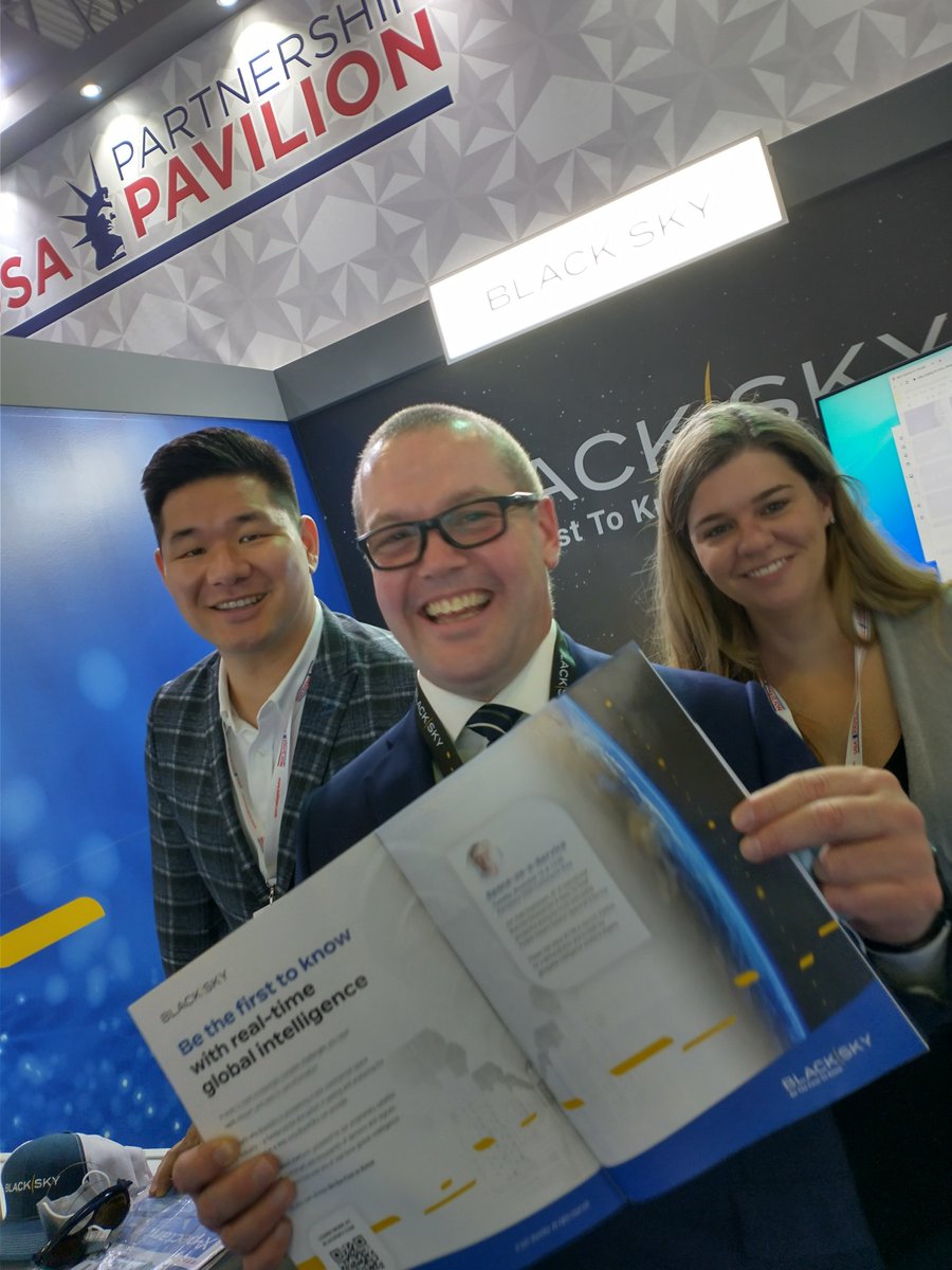 BlackSky_Inc's tweet photo. Thanks to everyone who stopped by at #DAS2021. A full week of customer, press and partner meetings exploring the #firsttoknow power of real-time #geoint with #SpectraAI. https://t.co/D0b8veHOj6
