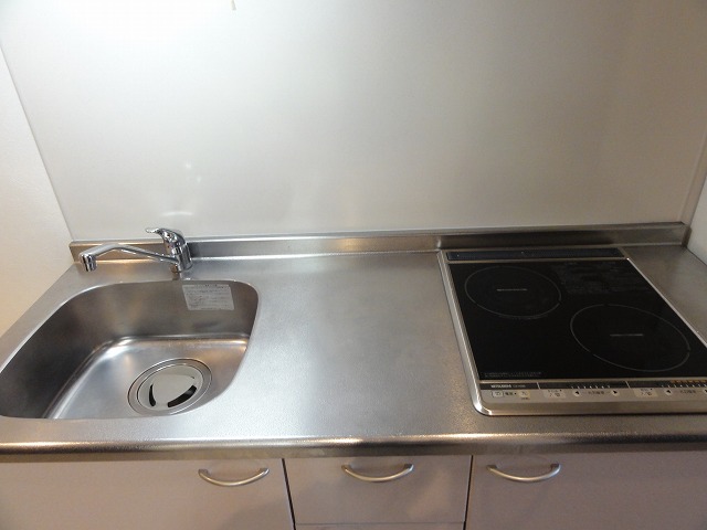 Kyoto_GJHOMES's tweet image. 風呂トイレ別の洗面台付・8帖の広さで綺麗なお部屋！「Pure　Forest　402号室」【衣笠店】
家賃62,000円、共益費5000円。
ritsumei-gakuchin.com/dd478218-1339/

#立命館大学 #賃貸 #PureForest