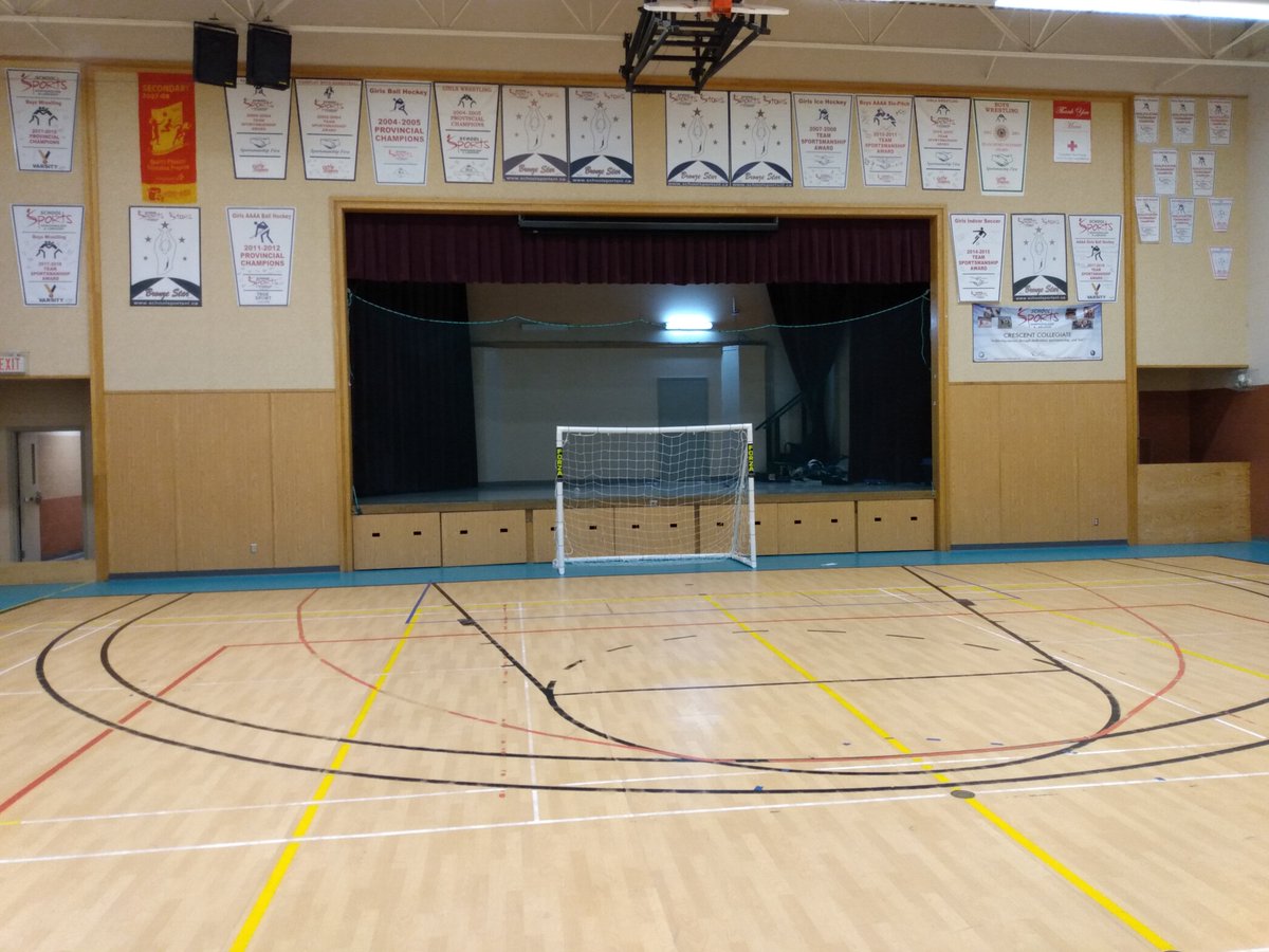 StaceyMoriarty's tweet photo. All geared up for Saturday morning. Girls indoor soccer regionals. Won't be the same without a crowd to cheer our Coyotes on, but we'll find a way to put the place on wheels :) @CrescentCoyote https://t.co/MfuKMDMwVt