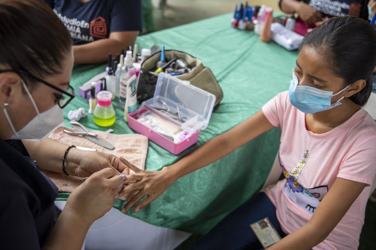PrefGuayas's tweet photo. de cada rincón de la provincia, como Nobol, que hoy se beneficia con las brigadas médicas de la clínica móvil de Prefectura, servicios, fumigación, asistencia de trámites y nuestro equipo caminero interviniendo el cantón.

¡#GuayasRenace imparable! https://t.co/qD7kt8tgHs