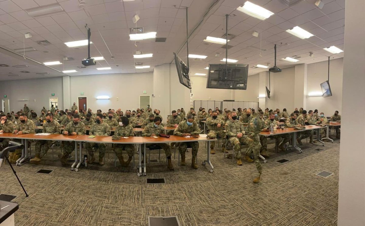 alu_lncoa's tweet photo. On 18 November, @ArmyLogisticsU hosted the first @SCoE_CASCOM NCO Day for FY22. Topics included Building Trust, NCO Strategy, Stewardship of the Profession and Career Long Assessments. 

#NCOPD #standardsanddiscipline #logisticsleadershipstartshere #supportstartshere @CASCOM_7 https://t.co/0FwhcTud8H