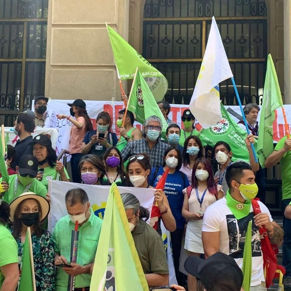 caluzca's tweet photo. 📸 #ReajusteSectorPúblico | Presente en la marcha de las organizaciones de la #MSPCUT, quienes demandan el inicio inmediato de la negociación del reajuste.
#ANEFPresente #CUT #FEDASAP https://t.co/HN2jjNNAe3