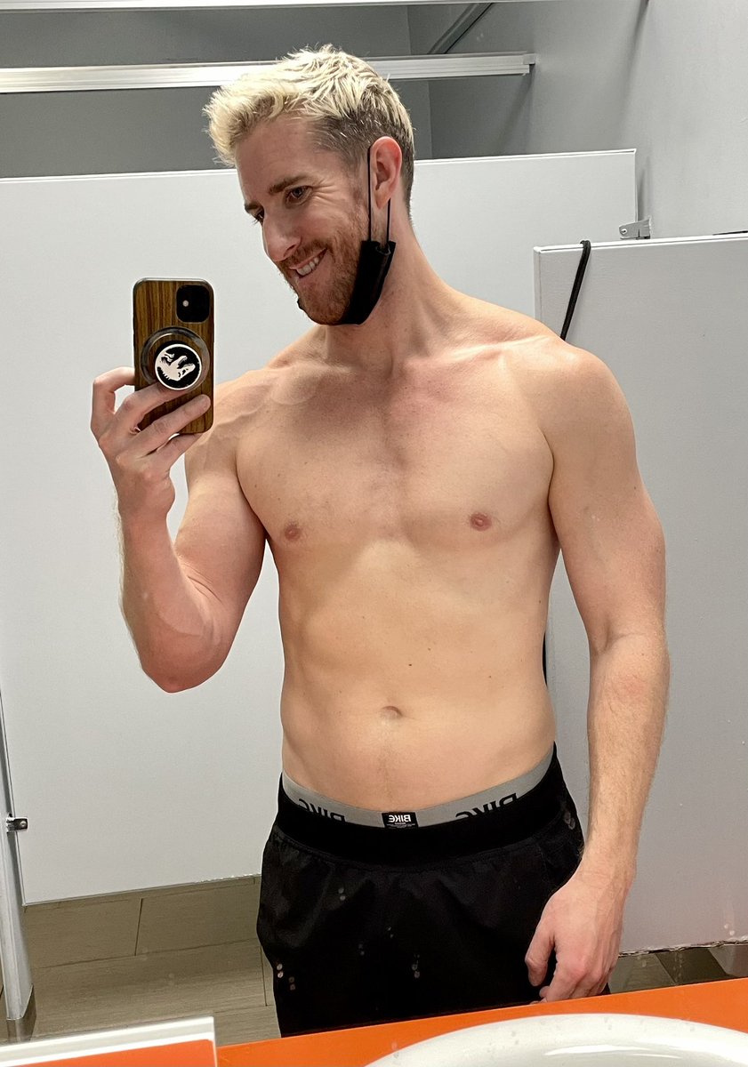 Lincoln Bio (@Link_Pup) | Twitter