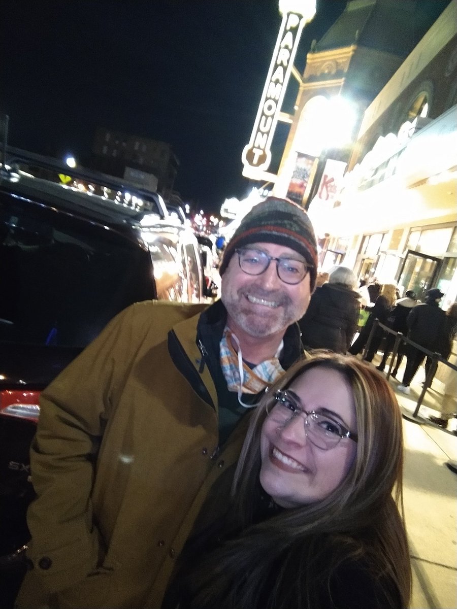 billartlip's tweet photo. It's magical to be back at the @ParamountAurora for #ParamountCinderella. This time taking my niece--by midnight if she turns into a pumpkin I'll remind her fall is over, try a pine tree instead. https://t.co/M2AkMLqTRL