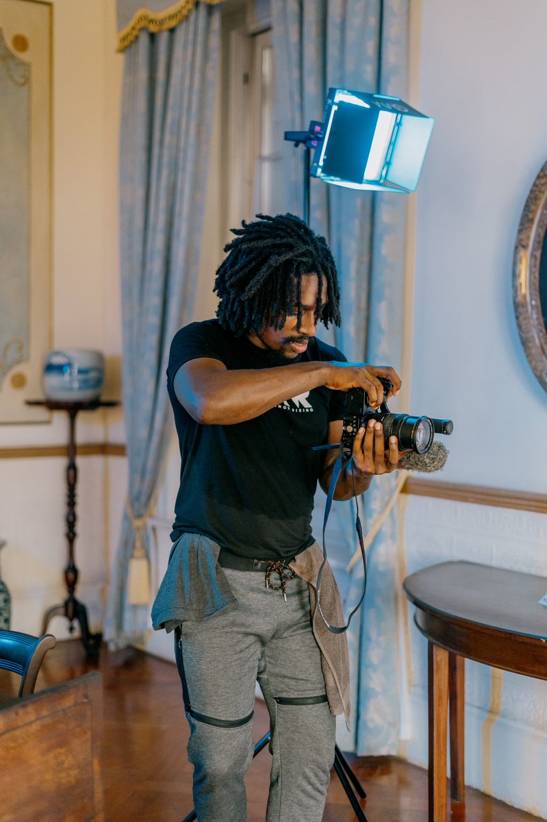 bredrenlife's tweet photo. @omarijharris bringing the visuals of our #FeaturedFaces to life.
#MensDayxBKR https://t.co/R8TwFtk2Ek