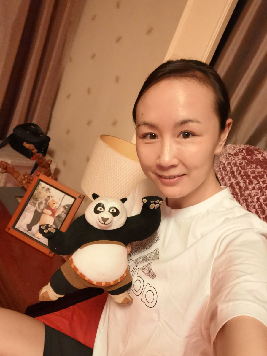 leiz0122's tweet photo. 彭帅PengShuai is safe and stayed at home，these are her recent photos。yesterday，she said "have a nice weekend" to us and with these photos。 https://t.co/uGxqCb7Keb