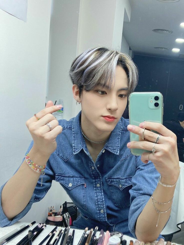 hwnakar's tweet photo. ᅟ
⠀⠀⠀⠀⠀ 𐂥 #ss ── ᎓ 𝐒 𝐀 𝐕 𝐀 𝐆 𝐄
⠀⠀⠀⠀⠀k𝗲𝗲𝗉 i𝘁 pre𝘁𝘁ч pre𝘁𝘁ч s𝗮𝘃a𝗴ǝ
ᅟ https://t.co/pNKivhjhvK