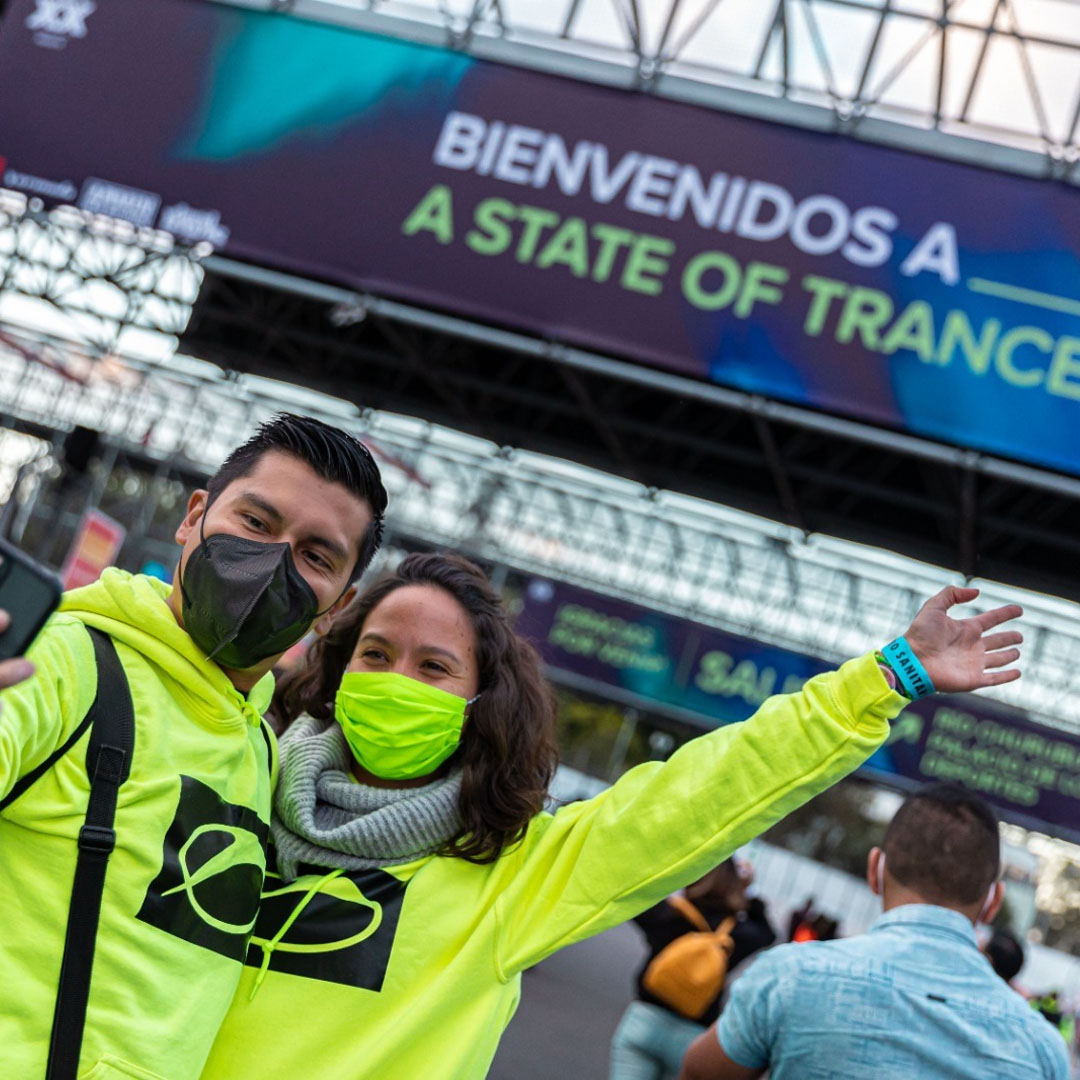 asot's tweet photo. The first DJs have played their tunes, the vibe is amazing and the crowd is on fire! 🔥 We can't wait what the rest of the night has in store for us! 🙌💛
#ASOTMEX #ASOT1000 https://t.co/LusbPzF2Fv