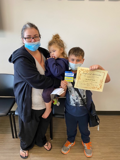 sheldoninnovate's tweet photo. Showing our @sheldoninnovate families some appreciation during this holiday season! Thank you @franfisk90 for your kind heart! #SheldonPRIDE https://t.co/o1quxWrPqc