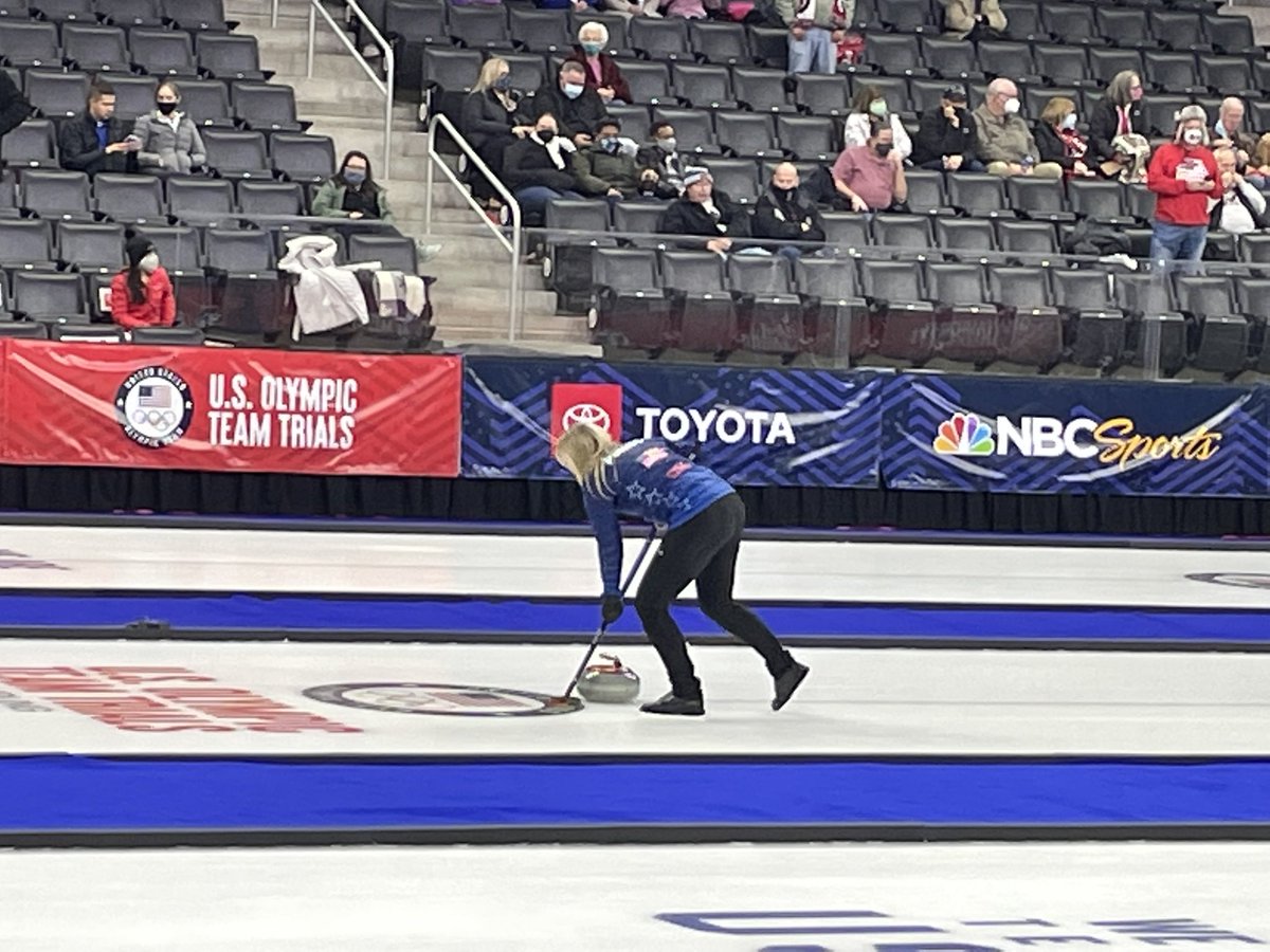 jenlperez's tweet photo. Excited to see Scotties champ @LP_105 as coach of @TeamPetersonUSA !!! #fangurling https://t.co/BmVcMXXqDx