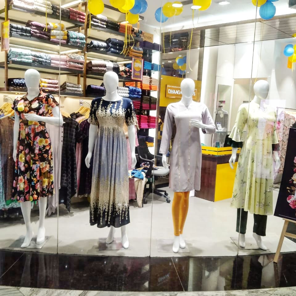 dhaagatrends's tweet photo. Shope @sarathcitycapitalmall and @hyderabadnextgalleriapunjaguta 

Get 30% off

@dhaagatrends 
#dhaagatrends #offers #discount #discounts #fashionable #apperalclothing #apperals #apperal #womenstyle #womensstyle https://t.co/AEl05zKB7S