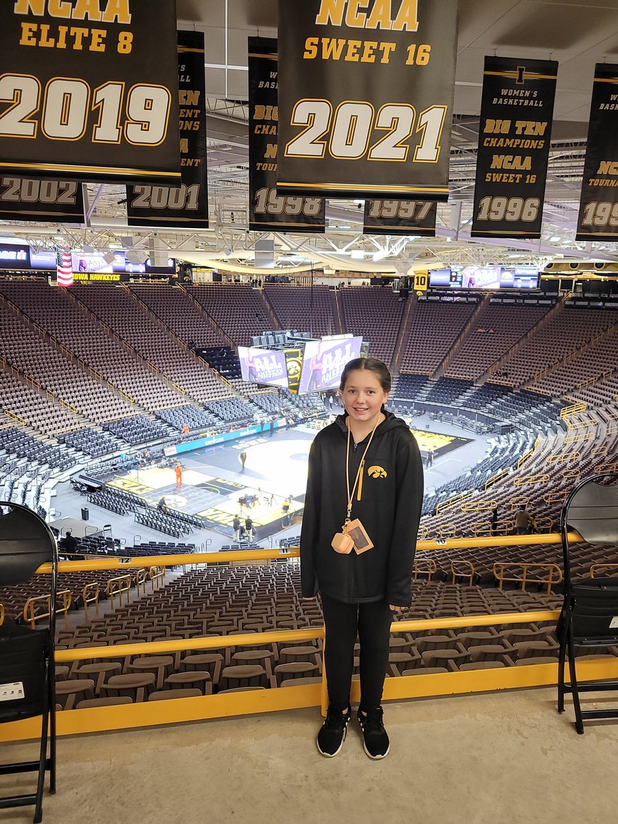 Jed_Dietrick's tweet photo. #FightForIowa First Hawkeye Dual! https://t.co/O5hX5F40kX