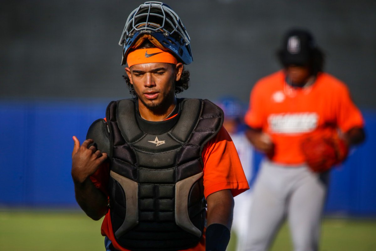 gigantesbaq's tweet photo. 📌📰Jorge Puerta conectó su primer hit en el béisbol colombiano.

🔗👉https://t.co/Mm7Xl42B2r

#SomosGigantes https://t.co/JN3vEI6cZp