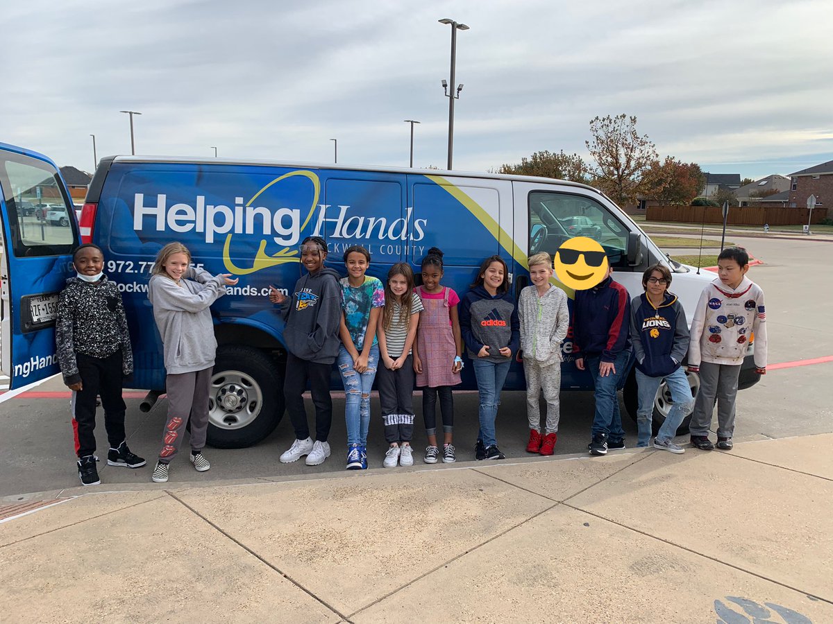 Our Student Council collected food items for Helping Hands as part of their Community Service Project this month. #leaders #service <a href="/jonesrisd/">Jones Elementary</a> <a href="/ElemCounSELors/">Rockwall ISD Elementary Counselors</a> @TEPSALRU
