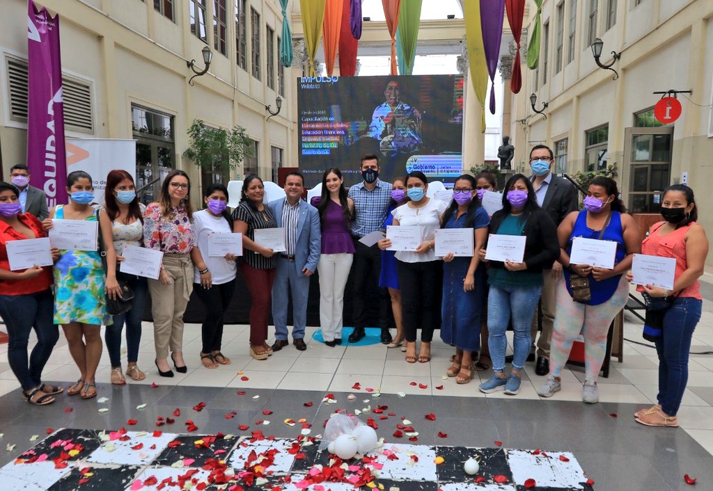 ¡Buenas noticias para la #EPS!

Hoy, nuestra Dir. Gral. <a href="/SemperteguiXime/">Ximena Sempértegui</a> junto al ministro de @InclusionEc <a href="/EstebanBernalB/">Esteban Bernal🇪🇨</a> y el titular de la <a href="/goberguayasec/">Gobernación del Guayas</a> <a href="/parosemena/">Pablo Arosemena Marriott</a>, participaron en la presentación del programa #ImpulsoVioletaEc y la 4ta. #FeriaDelEncuentro en #Guayas.