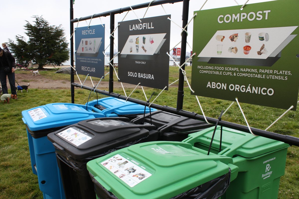 SFEnvironment's tweet image. Composting and recycling is the #SFThingToDo ♻️ ! To know what goes where, visit SFRecycles.org.