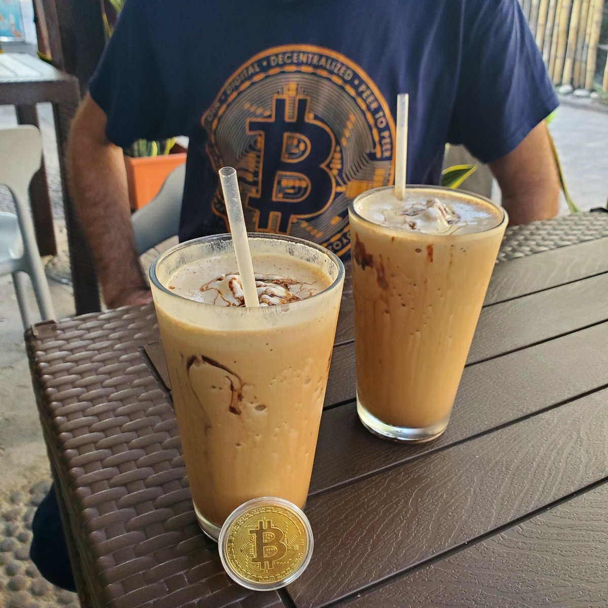 BitcoinTourists's tweet photo. Best coffee in El Tunco and they have been accepting #Bitcoin for over a year! Stop by #PointBreakCafé 

#AdoptingBitcoin #adopt21 #BitcoinWeek #Bitcoin #ElSalvador #BitcoinTourists #BitcoinBeach #BitcoinCoast #BitcoinAcceptedHere https://t.co/KOwIVEEy15