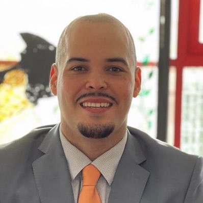 Ericsrivas's tweet photo. #NewProfilePic https://t.co/8Q748BGDkR