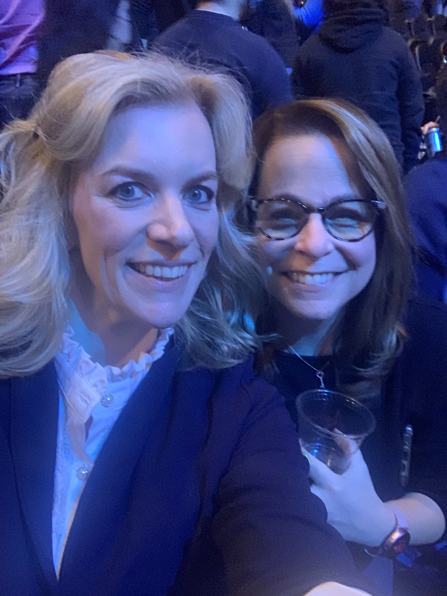 Just two teachers in need of ⁦<a href="/SebastianComedy/">Sebastian Maniscalco</a>⁩ !!! State Farm Arena was in stitches tonight!