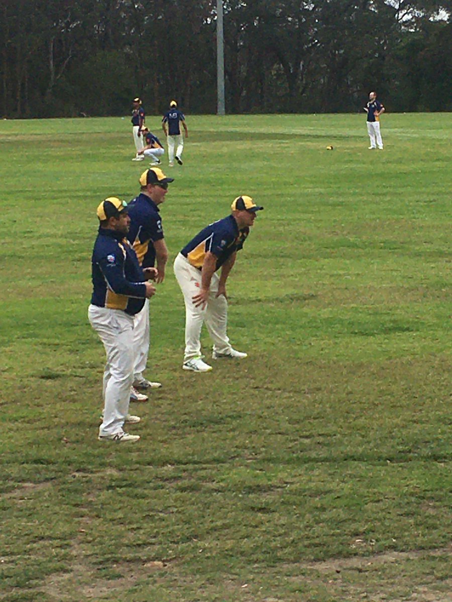 lindfield_dcc's tweet photo. Acron Oval warm up https://t.co/CcthfexEXv